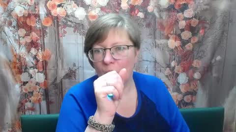Snapshot of radachudna chatting on 05/13/26, 05:38 RadaChudna online show from 05/13/26, 05:38