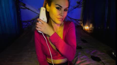 Snapshot of radmila_star chatting on 11/22/25, 12:15 Radmila Star online show from 11/22/25, 12:15