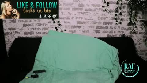 Snapshot of raequinnxxx chatting on 04/03/26, 03:15 Rae Quinn and Doctor Dustin online show from 04/03/26, 03:15