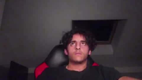 Snapshot of raes69 chatting on 12/25/24, 10:48 raes online show from 12/25/24, 10:48