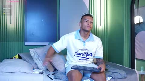 rafa_cruz online show from 11/18/25, 12:42