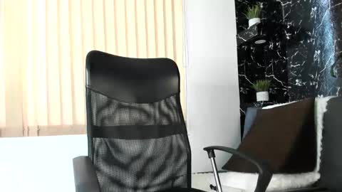 R A F A E L online show from 11/22/25, 08:19