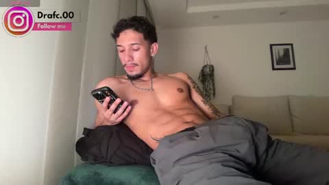 Snapshot of rafael_stone1 chatting on 06/18/26, 12:00 NEW IG online show from 06/18/26, 12:00
