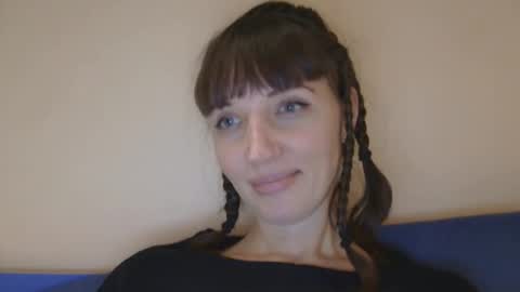 Snapshot of rafaellaraffy chatting on 12/16/25, 10:48 Rafaella online show from 12/16/25, 10:48