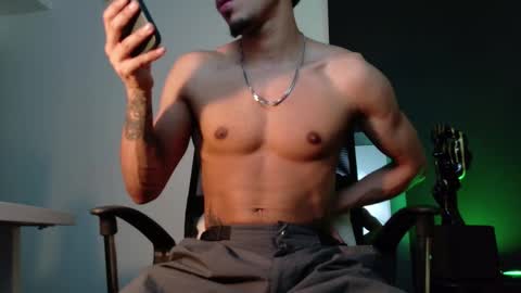 IG online show from 11/20/25, 02:34