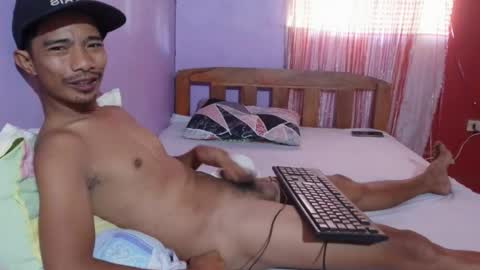 Snapshot of raffyhardcock4u chatting on 07/31/26, 02:00 Raffyhardcock4u online show from 07/31/26, 02:00