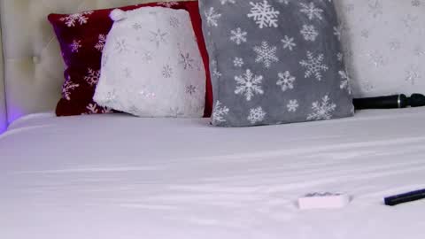 Monica  online show from 11/26/25, 06:36