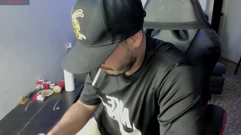 Snapshot of ragnar_lothbrok77 chatting on 11/05/25, 11:27 ragnar_lothbrok77 online show from 11/05/25, 11:27