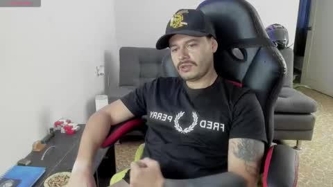 Snapshot of ragnar_lothbrok77 chatting on 11/30/25, 05:06 ragnar_lothbrok77 online show from 11/30/25, 05:06