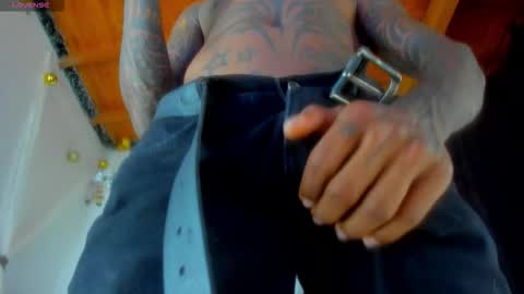 Snapshot of ragnarhot24 chatting on 03/11/26, 09:54 Andres H online show from 03/11/26, 09:54