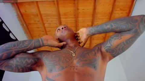 Snapshot of ragnarhot24 chatting on 04/14/26, 09:04 Andres H online show from 04/14/26, 09:04