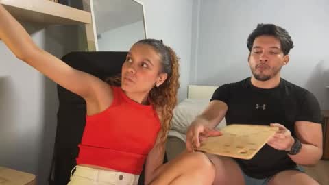 Snapshot of ragnarr_xxx chatting on 10/25/25, 08:03 Ragnarr online show from 10/25/25, 08:03