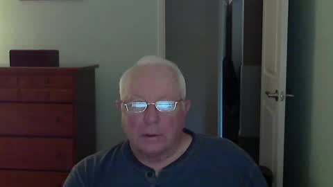 Snapshot of raiderman215 chatting on 06/19/26, 10:24 raiderman215 online show from 06/19/26, 10:24