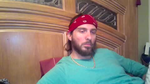 Snapshot of raidersman757 chatting on 11/14/25, 09:46 hitman online show from 11/14/25, 09:46