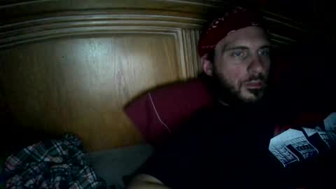 Snapshot of raidersman757 chatting on 11/27/25, 07:10 hitman online show from 11/27/25, 07:10