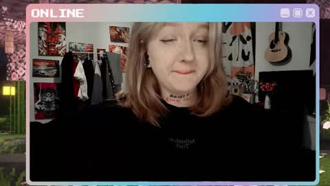Snapshot of raiingurl chatting on 10/19/25, 04:57 Kate online show from 10/19/25, 04:57