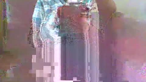 Snapshot of raimond665 chatting on 02/17/26, 08:33 raimond665 online show from 02/17/26, 08:33