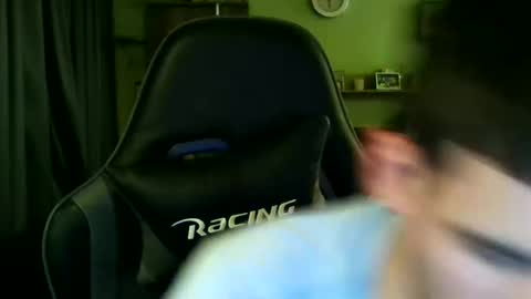 Snapshot of raimondo32 chatting on 12/16/24, 05:11 Raimondo te Paste online show from 12/16/24, 05:11