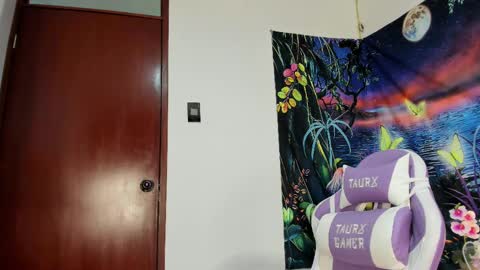 Snapshot of rainbow__coockie chatting on 12/29/24, 01:45 rainbow__coockie online show from 12/29/24, 01:45