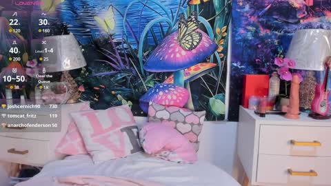 Snapshot of rainbow__coockie chatting on 02/05/25, 08:43 rainbow__coockie online show from 02/05/25, 08:43