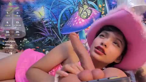 Snapshot of rainbow__coockie chatting on 03/11/25, 04:54 rainbow__coockie online show from 03/11/25, 04:54