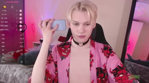 Mike online show from 12/25/24, 11:54