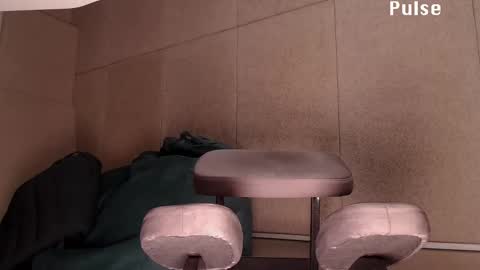 Snapshot of rainbow_farmer_james chatting on 02/09/25, 06:26 Rainbow James online show from 02/09/25, 06:26