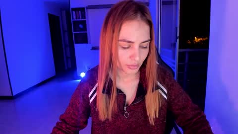 Jennyindependent model . online show from 12/16/24, 12:04