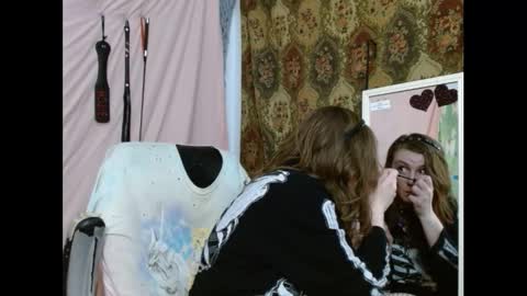 Snapshot of rainbowbitterbb chatting on 01/18/26, 04:05 RainbowBitterBB online show from 01/18/26, 04:05