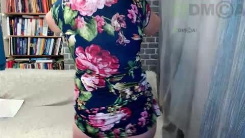 rainbowladyy online show from 12/18/25, 02:28