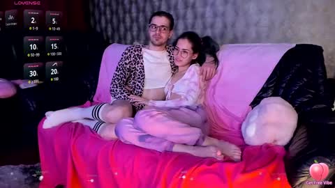 Snapshot of rainbowpony420 chatting on 02/09/25, 08:13 Joline and Alexa online show from 02/09/25, 08:13