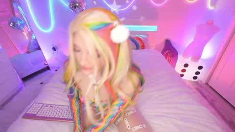 Snapshot of rainbowslut chatting on 04/29/26, 03:21 Mary Rainz online show from 04/29/26, 03:21