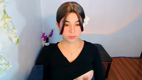 Snapshot of raindrizzle1706 chatting on 11/23/25, 06:52 raindrizzle1706 online show from 11/23/25, 06:52