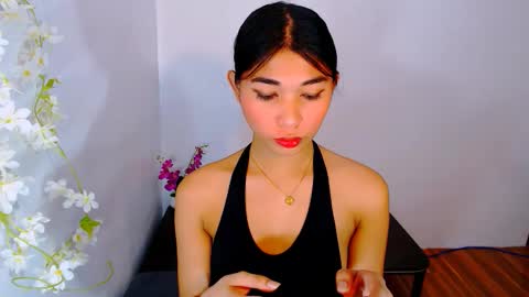 Snapshot of raindrizzle1706 chatting on 11/24/25, 03:34 raindrizzle1706 online show from 11/24/25, 03:34