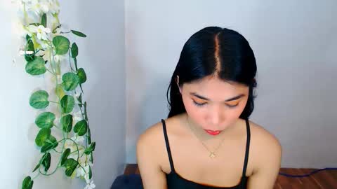 Snapshot of raindrizzle1706 chatting on 11/29/25, 05:27 raindrizzle1706 online show from 11/29/25, 05:27