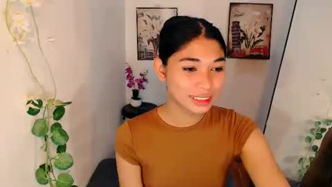 Snapshot of raindrizzle1706 chatting on 12/16/25, 07:35 raindrizzle1706 online show from 12/16/25, 07:35