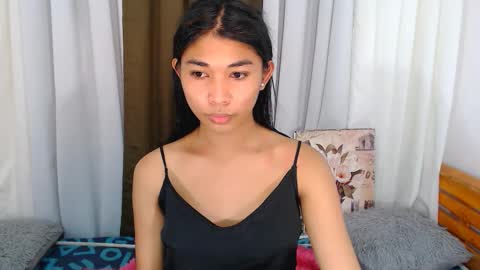 Snapshot of raindrizzle1706 chatting on 02/14/26, 04:15 raindrizzle1706 online show from 02/14/26, 04:15