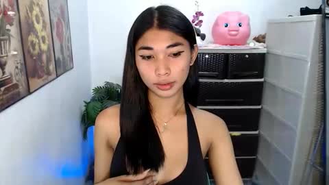 Snapshot of raindrizzle1706 chatting on 03/28/26, 08:30 raindrizzle1706 online show from 03/28/26, 08:30