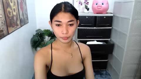 Snapshot of raindrizzle1706 chatting on 03/29/26, 01:44 raindrizzle1706 online show from 03/29/26, 01:44