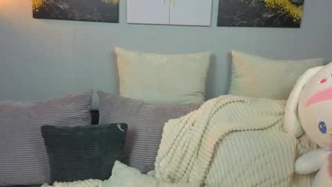 Snapshot of rainevi chatting on 04/24/26, 03:14 rainevi online show from 04/24/26, 03:14