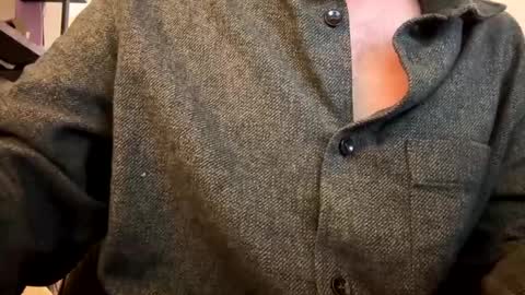 Alex online show from 12/31/24, 08:56