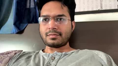 Snapshot of raj_maheesh chatting on 01/22/25, 04:55 raj_maheesh online show from 01/22/25, 04:55