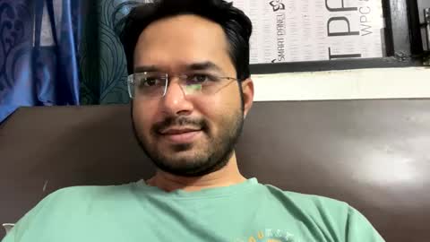 Snapshot of raj_maheesh chatting on 01/27/25, 04:52 raj_maheesh online show from 01/27/25, 04:52