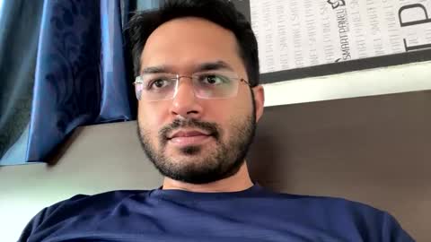 Snapshot of raj_maheesh chatting on 02/12/25, 04:44 raj_maheesh online show from 02/12/25, 04:44