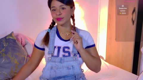  Nina  online show from 10/04/25, 04:43