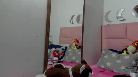  Nina  online show from 05/20/26, 03:13