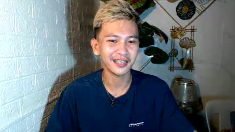 ralfhuge24 online show from 05/11/26, 06:41