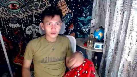 ralfhuge24 online show from 05/18/26, 12:55