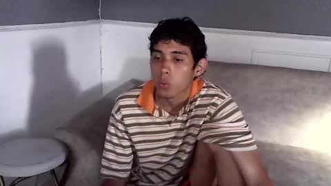 Snapshot of rami_hot0 chatting on 11/01/25, 09:17 rami_hot0 online show from 11/01/25, 09:17