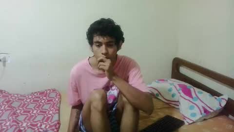 Snapshot of rami_hot0 chatting on 12/17/25, 04:57 rami_hot0 online show from 12/17/25, 04:57